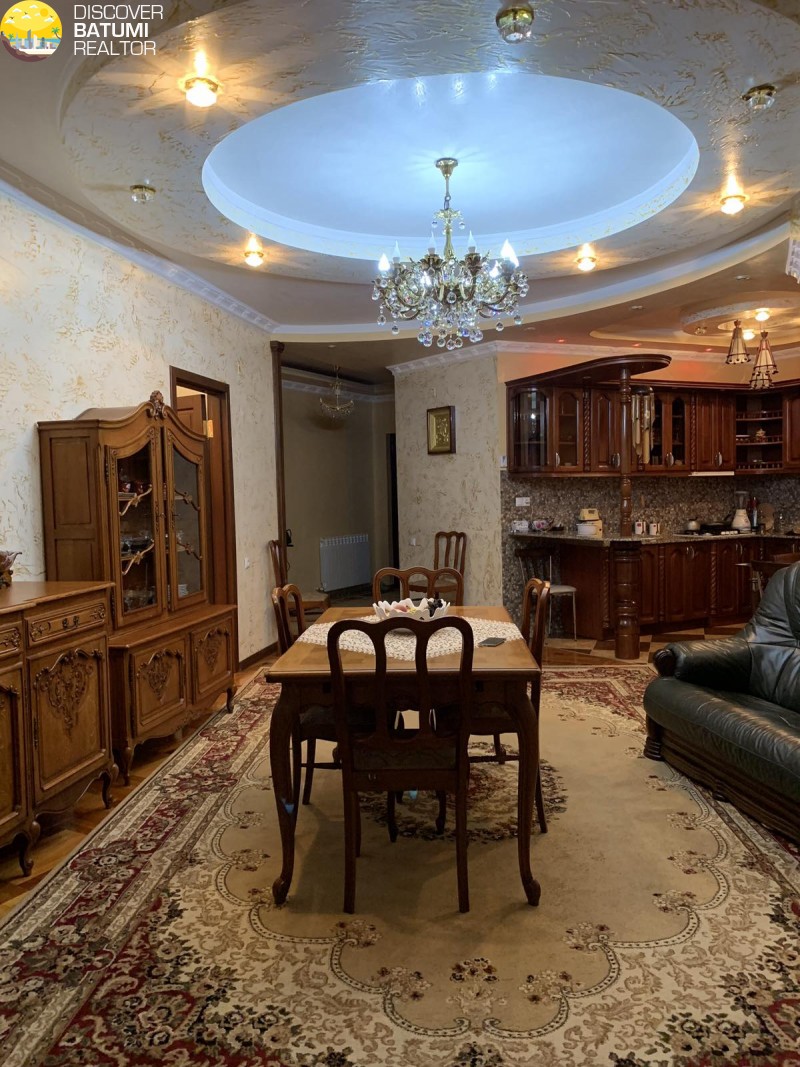 Apartment for rent on Angisi Street