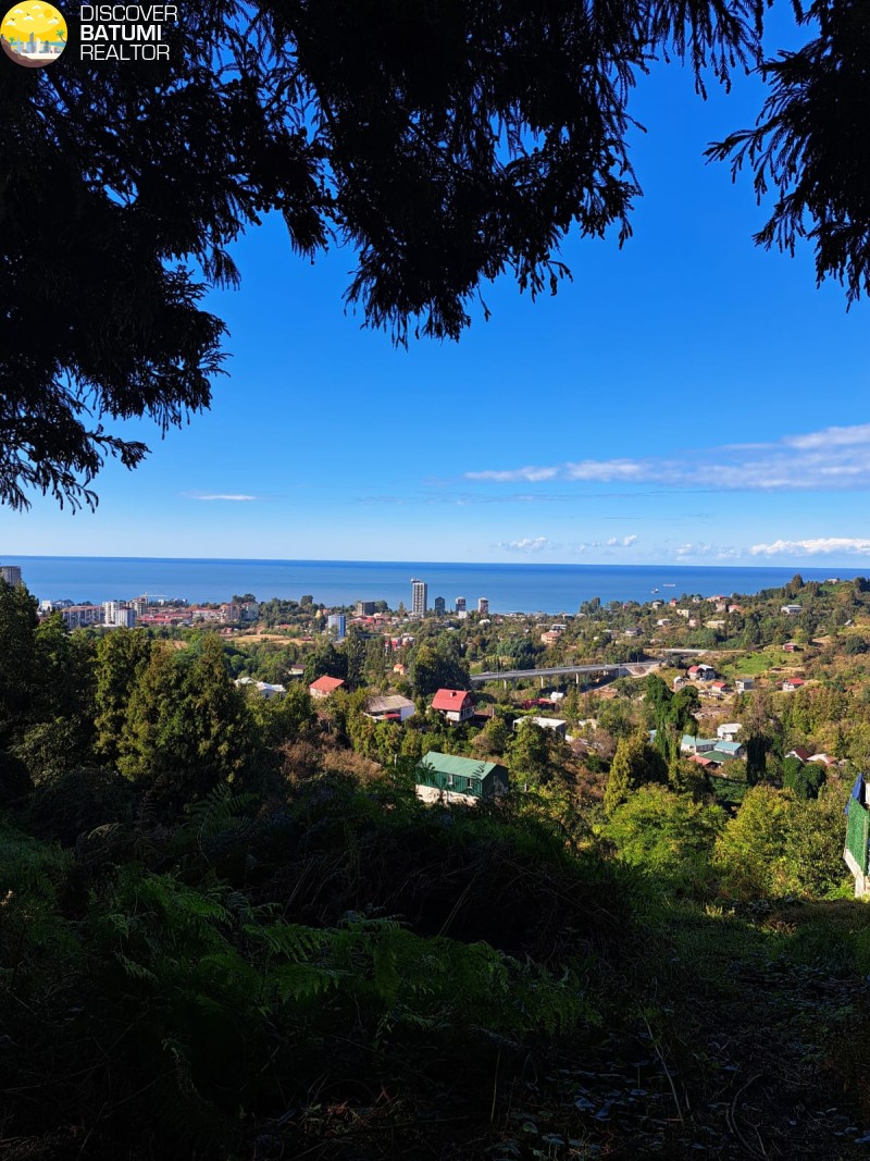 Land for sale in Gantiadi