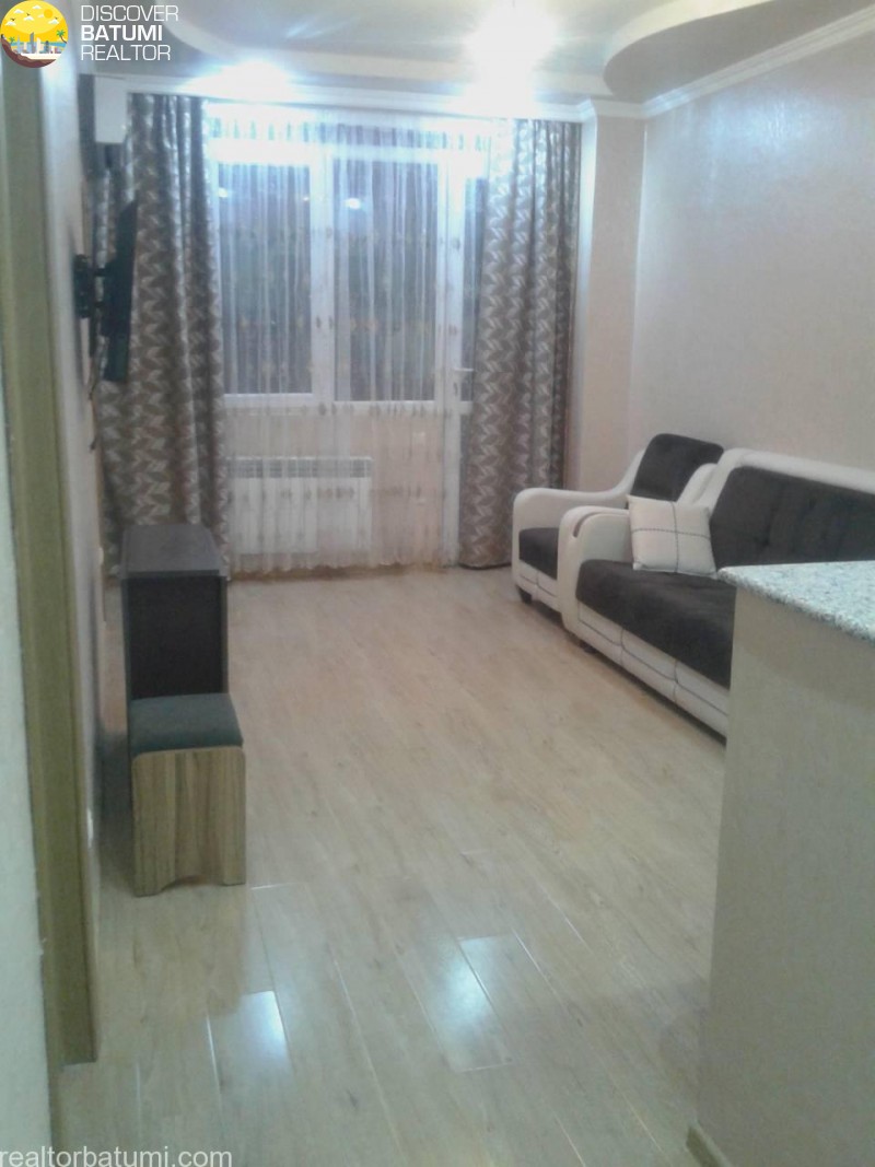 Flat for rent on Inasaridze street