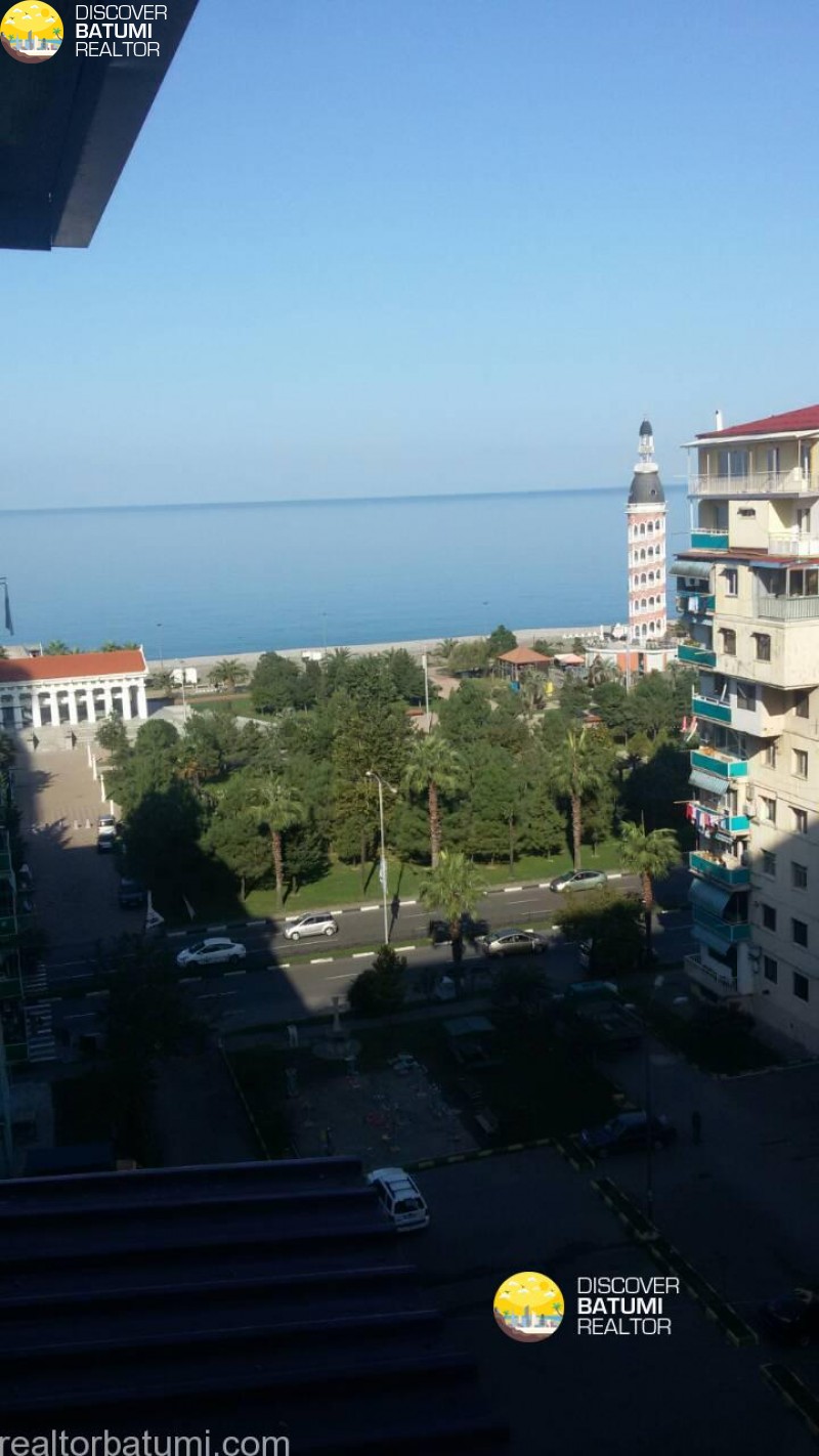 Flat for rent on Khimshiashvili street