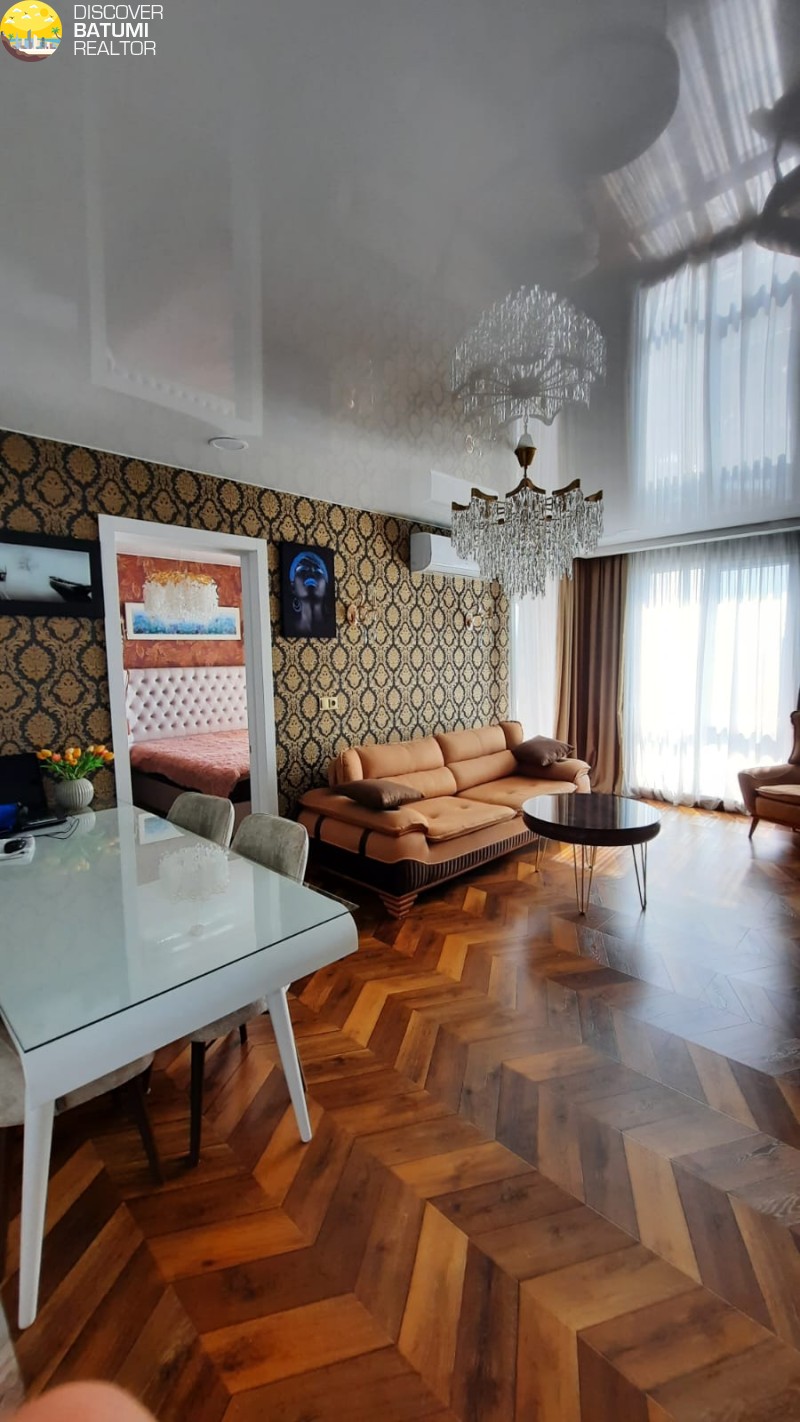 Apartment for sale on Agmashenebeli street