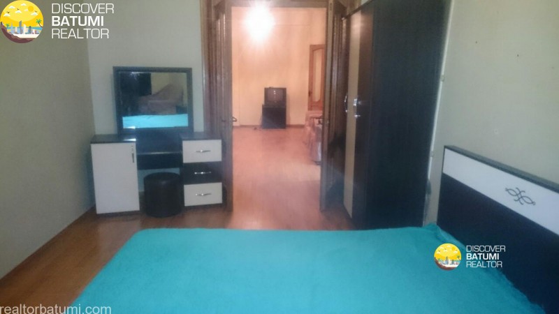 Flat for rent on Gorgiladze street