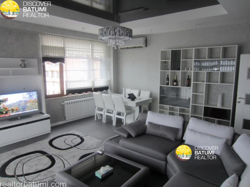 Flat for rent on Selim Khimshiashvili street