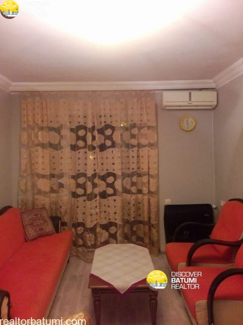 Apartment for rent on M. Abashidze Street