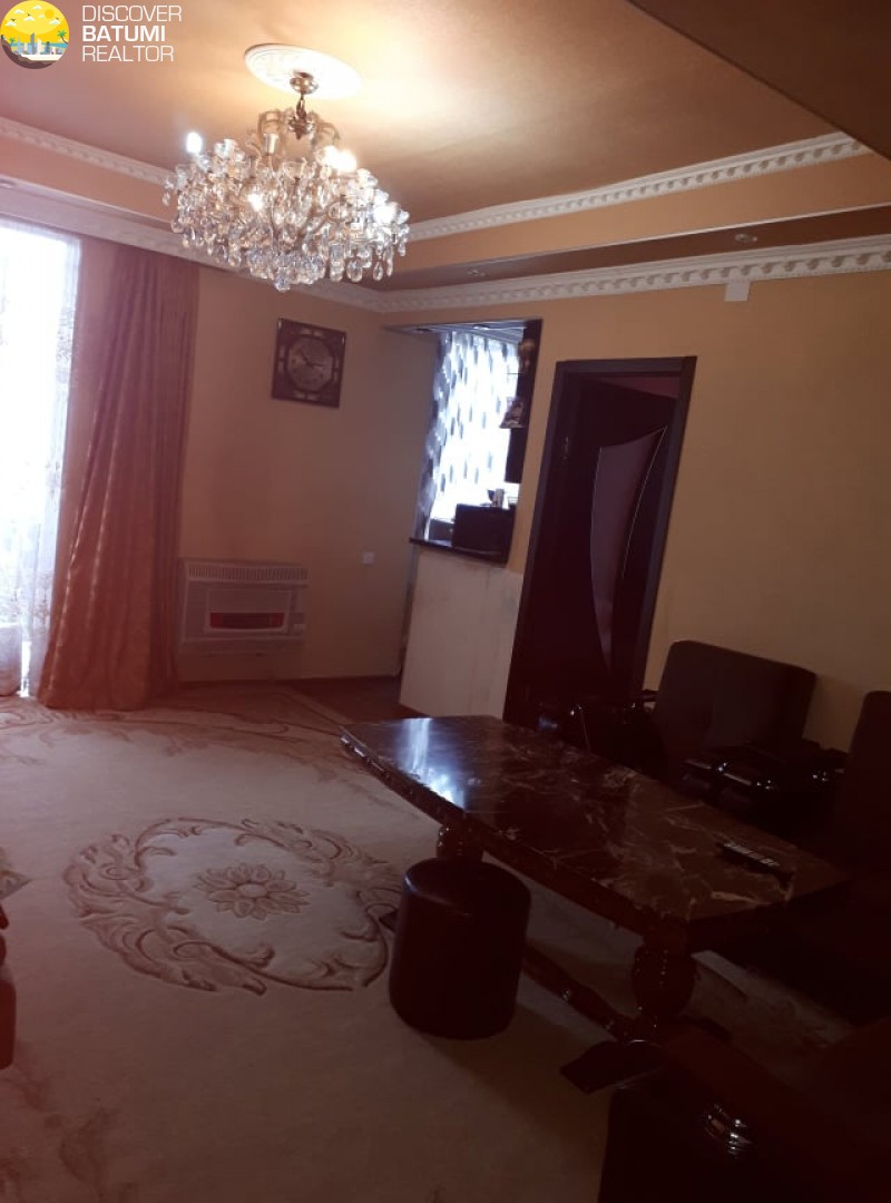 Apartment for sale on General Aslan Abashidze Street