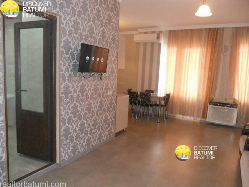 Apartment for rent on Bagrationi Street