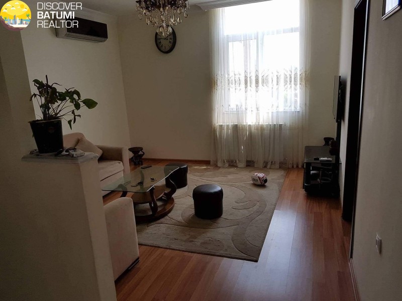 Apartment for rent on Inasaridze Street