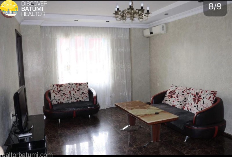 Flat for rent on Abashidze street