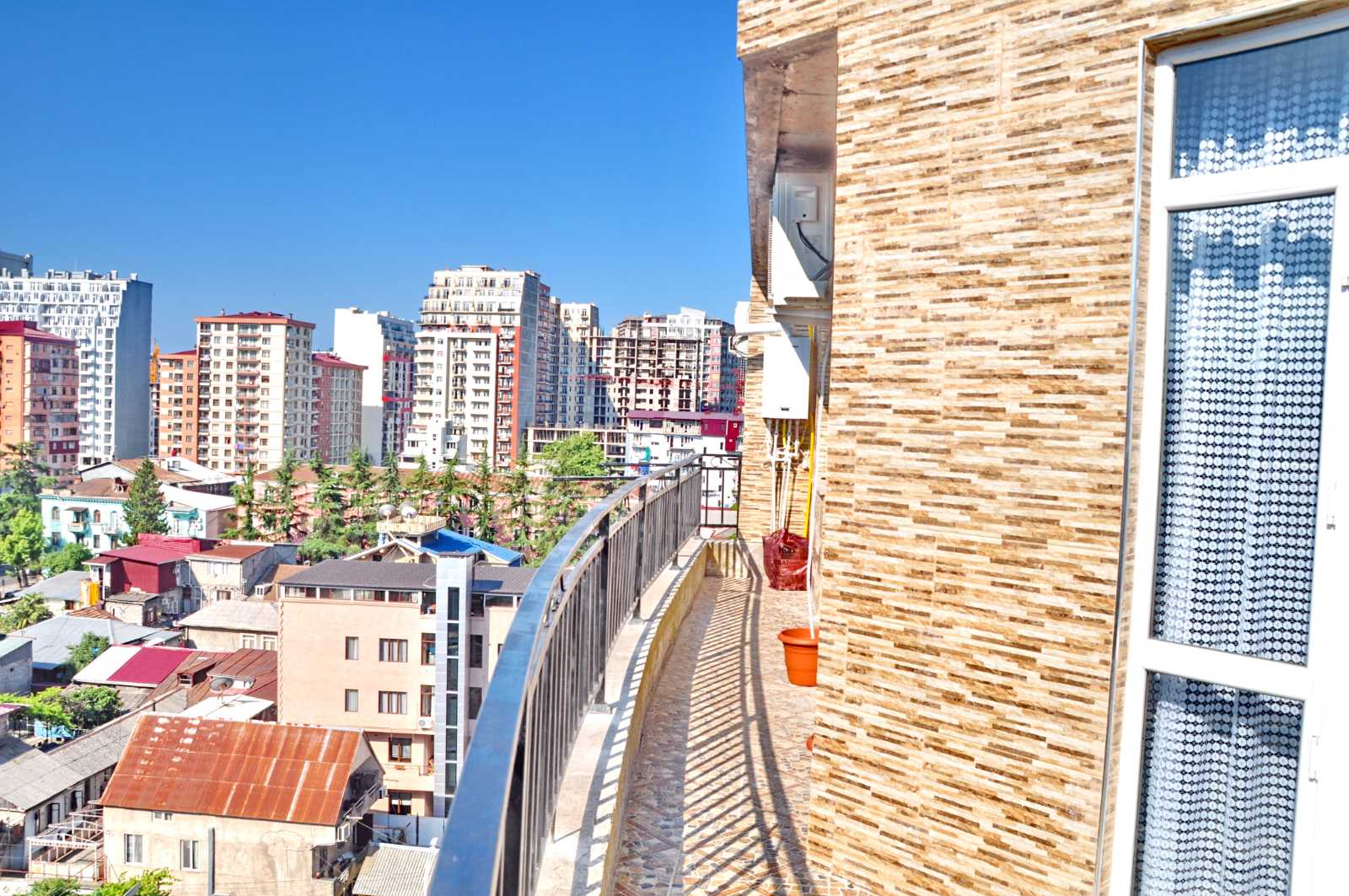 Flat for rent on Phaliashvilis street