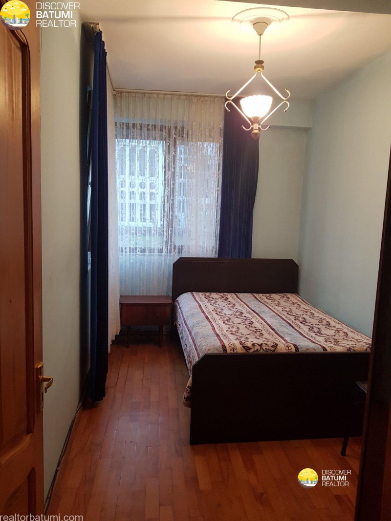 Apartment for rent on Kobaladze Street