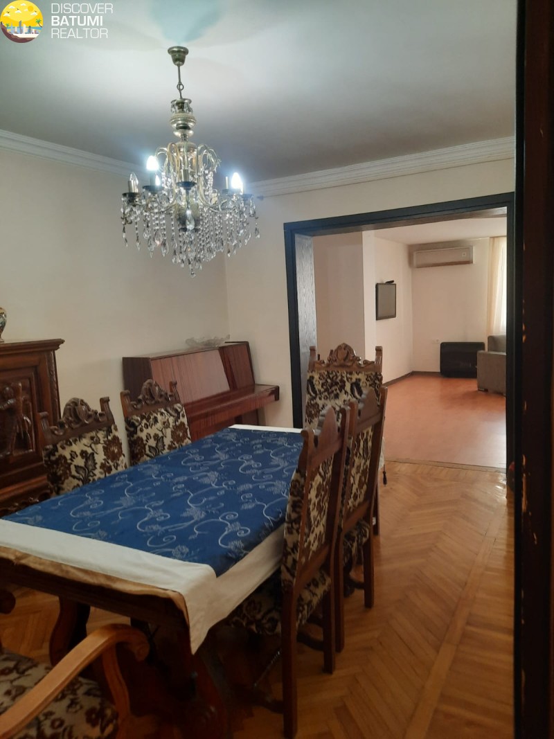 Apartment for rent on Javakhishvili street