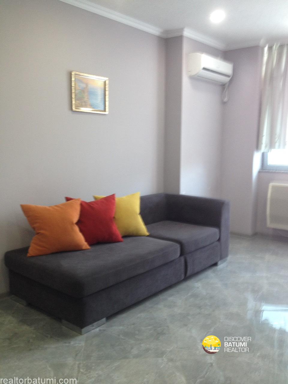 Flat for rent on Phirosmani street