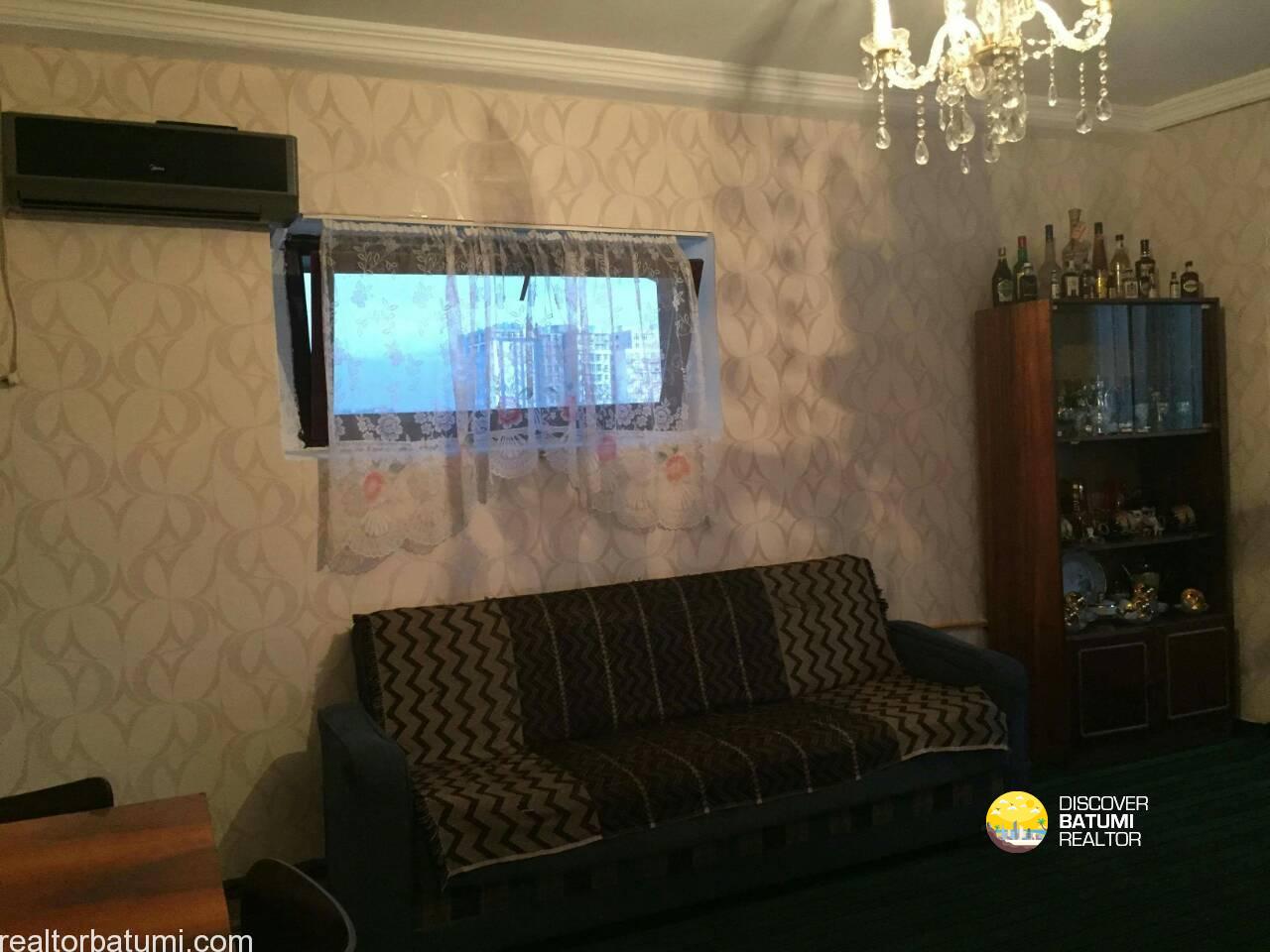 Apartment for sale on Griboedov Street