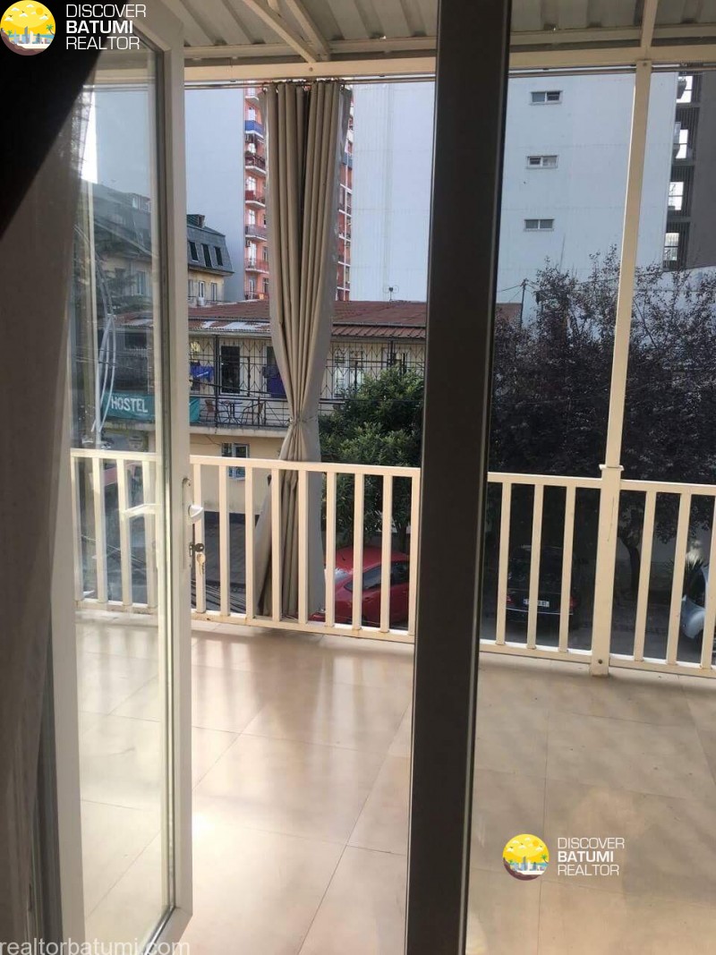 Flat for rent on Takaishvilze street