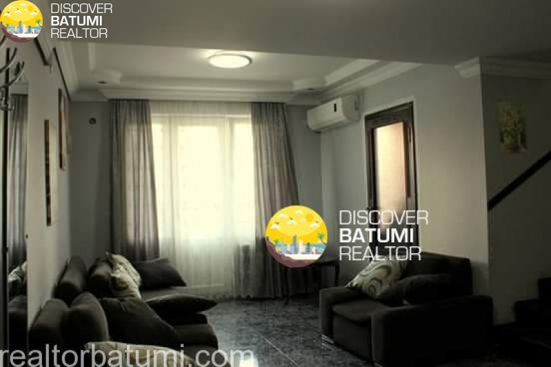 Flat for rent on Gorgiladze street