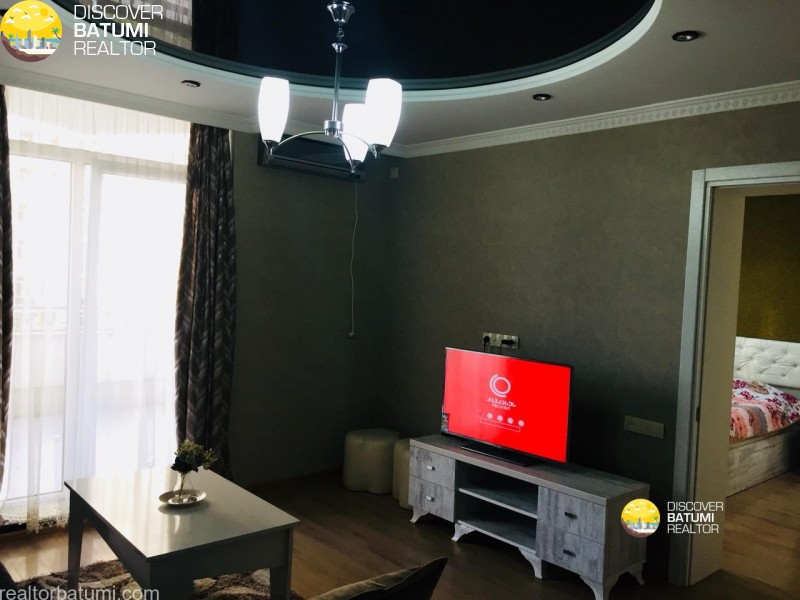 Apartment for rent on Khimshiashvili Street