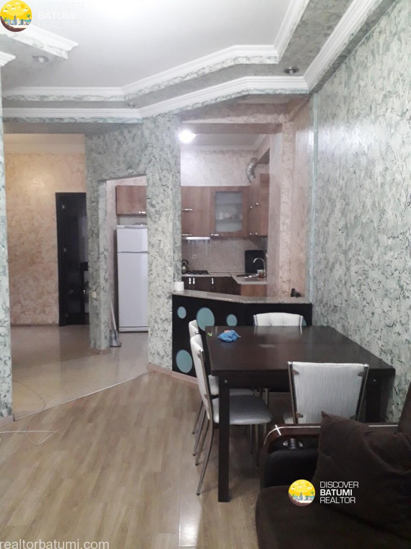 Flat for rent on Khimshiashvilis street