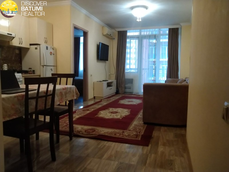 ქირავდება ბინა თაყაიშვილის ქუჩაზე