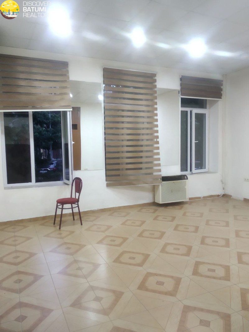 Commercial for rent on Vazha-Pshavela Street