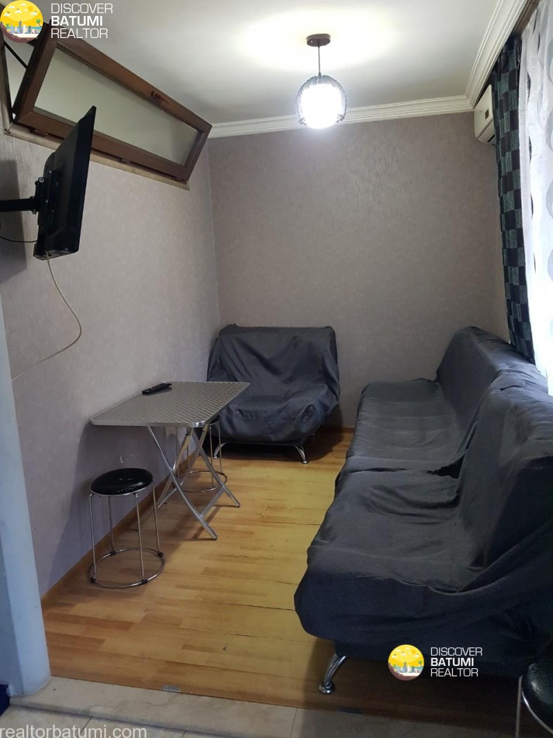 Flat for rent on Gorgiladze street