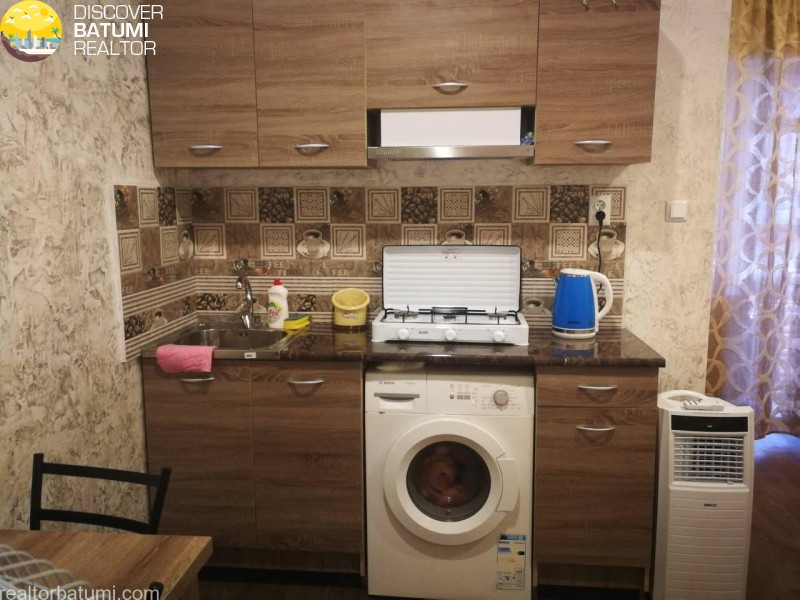 Flat for rent on Jordania street