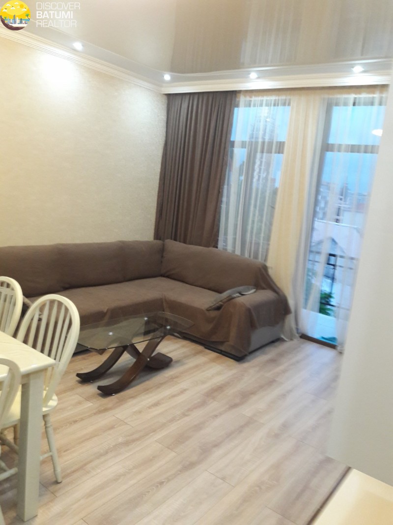 flat for rent on Gamsakhurdia street