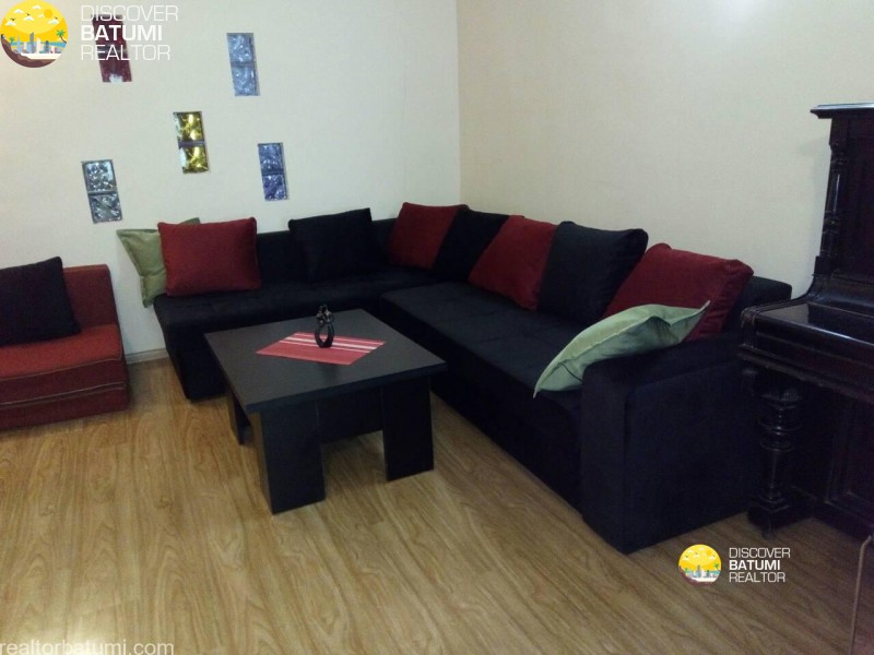 Flat for rent on Gorgiladze street