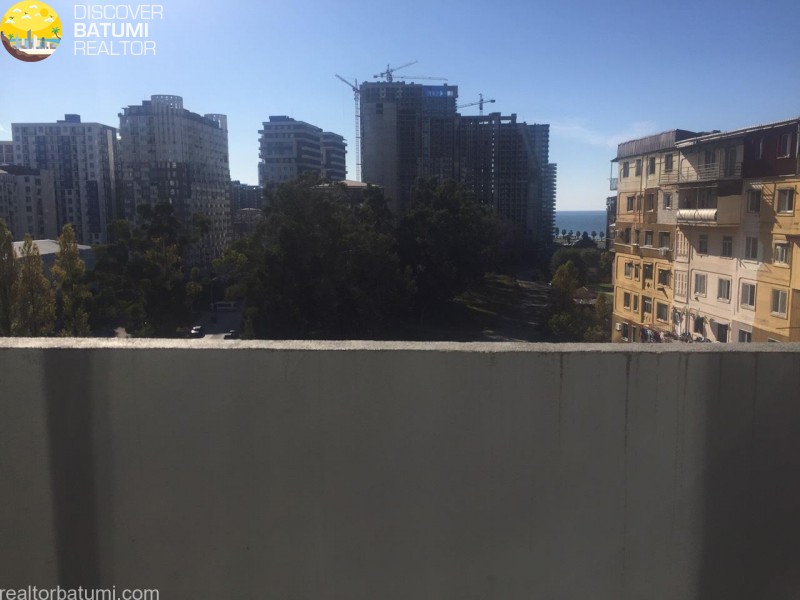 Flat for rent on Kobaladze street