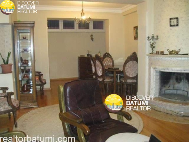 Apartment for daily rent in H. On Abashaidze Street