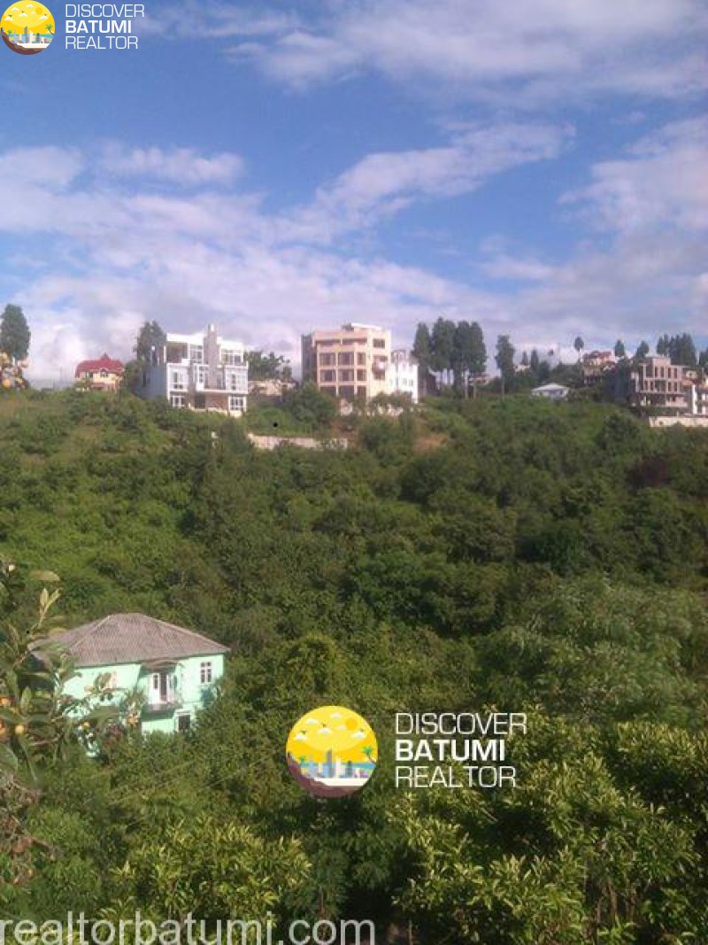 Land for sale in Feria