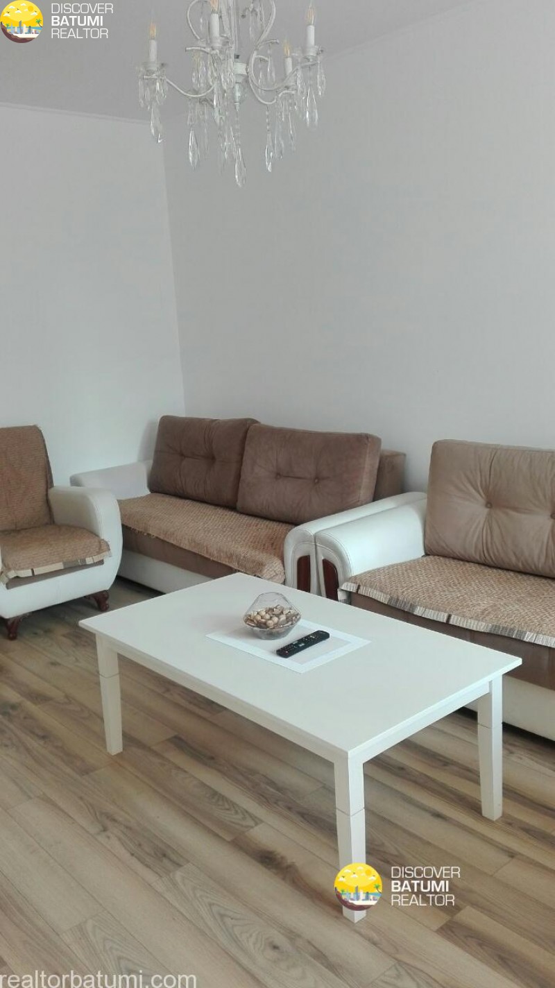 Flat for rent on Pushkini street