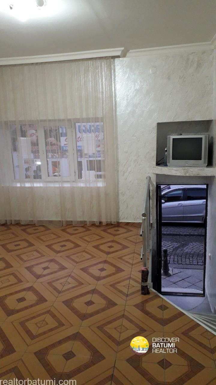 Commercial for rent on Komakhidze street