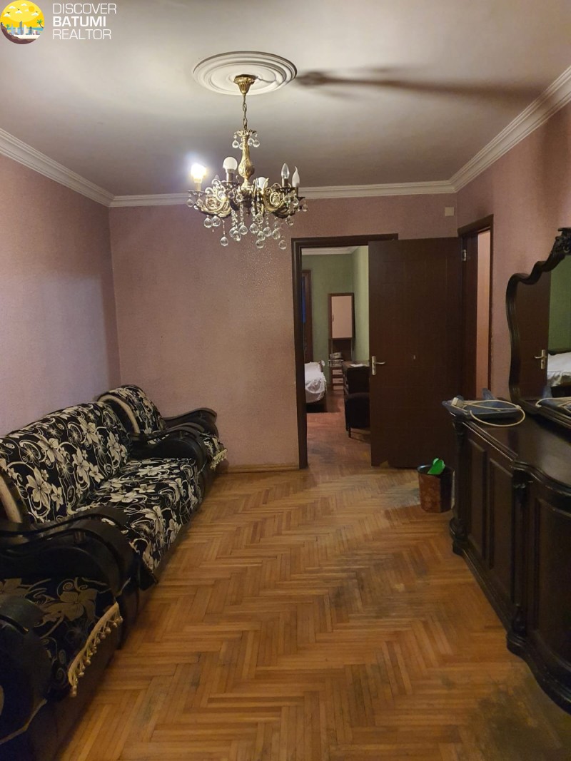 Apartment for rent on Aleksandre Chkhaidze Street