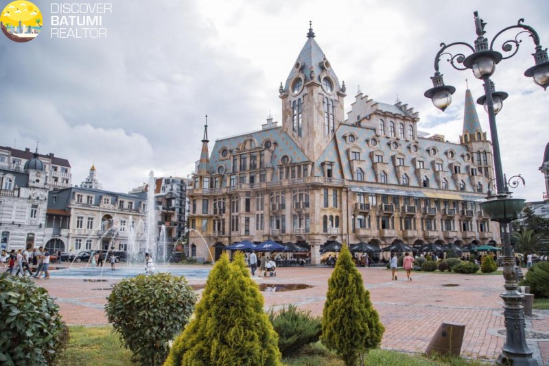 Продается квартира на улице Думбадзе