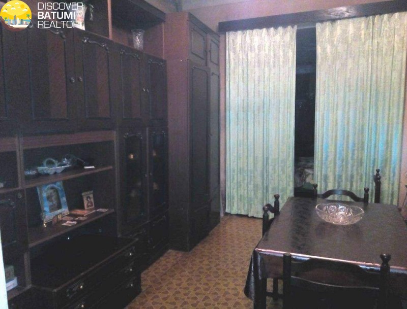 Продается коммерческое помещение на улице Зубалашвили