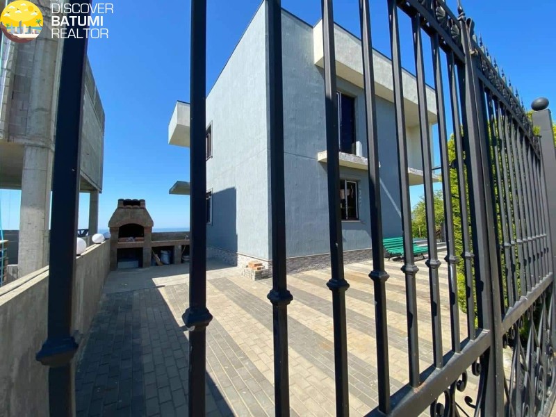 Продается дом в поселке Тодогаури