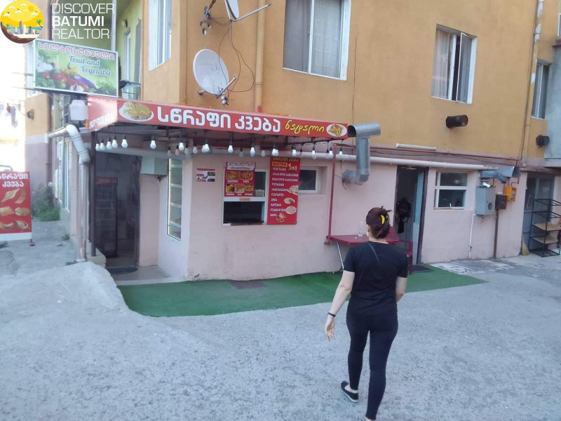 Продается коммерческое помещение на улице Генерала Аслана Абашидзе