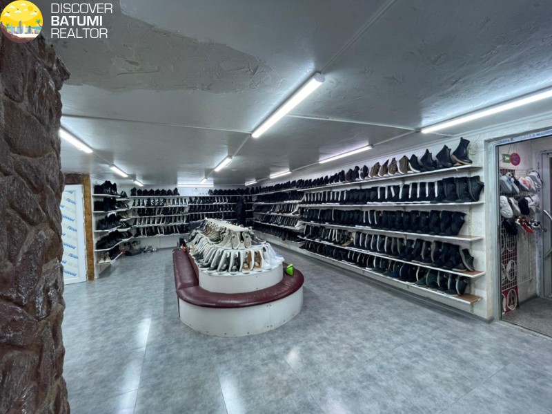 Продается коммерческое помещение на улице Чавцвадзе