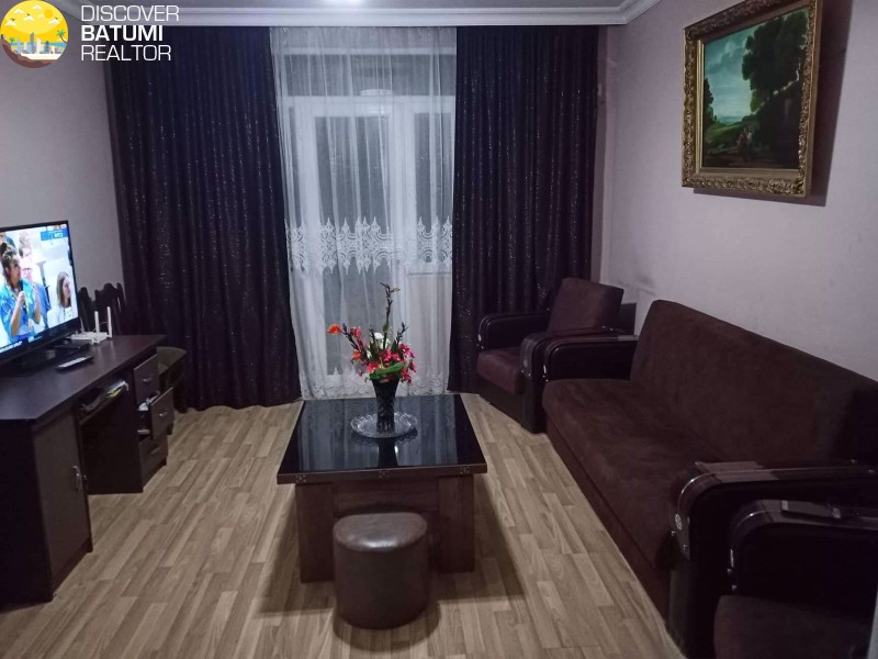 Продается квартира на улице Леонидзе