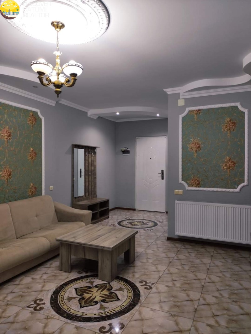 Сдается посуточно квартира на ул. Ш. Химшиашвили.