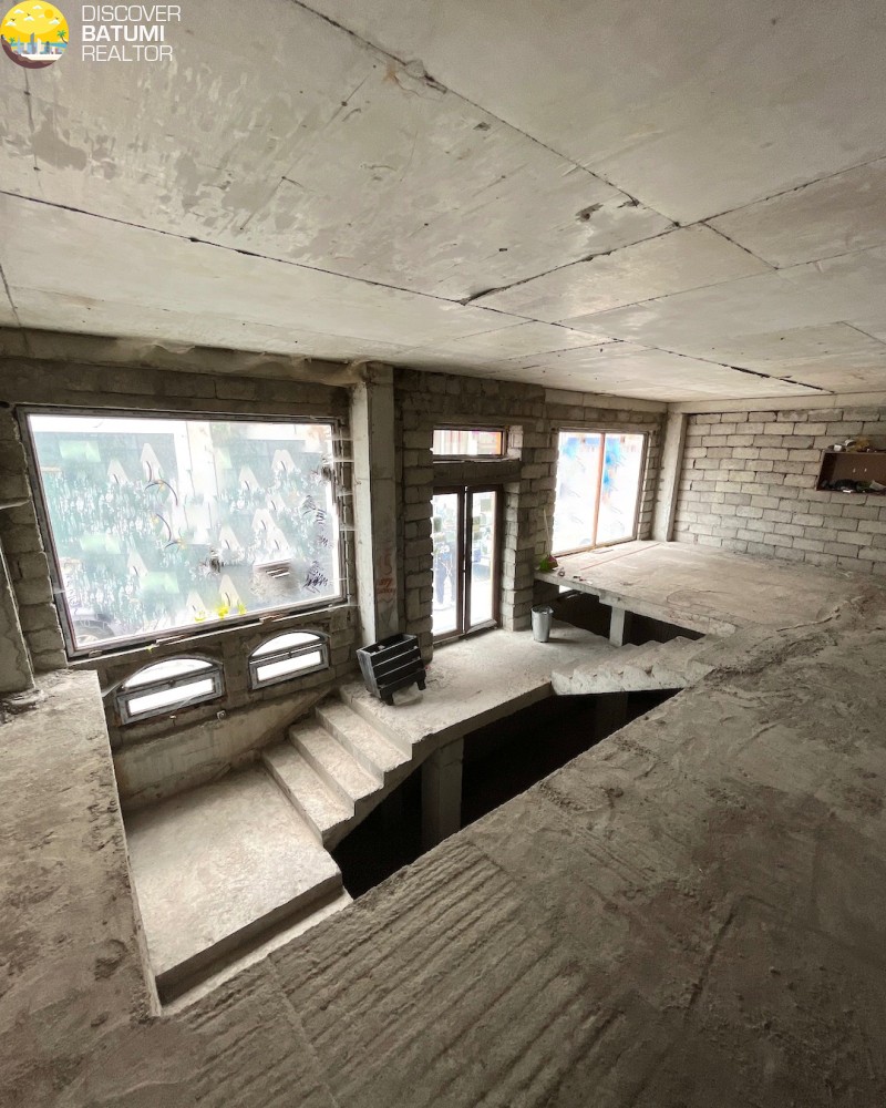 Продается коммерческое помещение на улице Мазниашвили