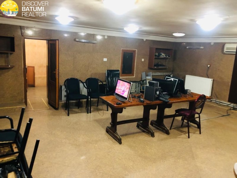 Сдается коммерческое помещение на улице Тбел Абусеридзе