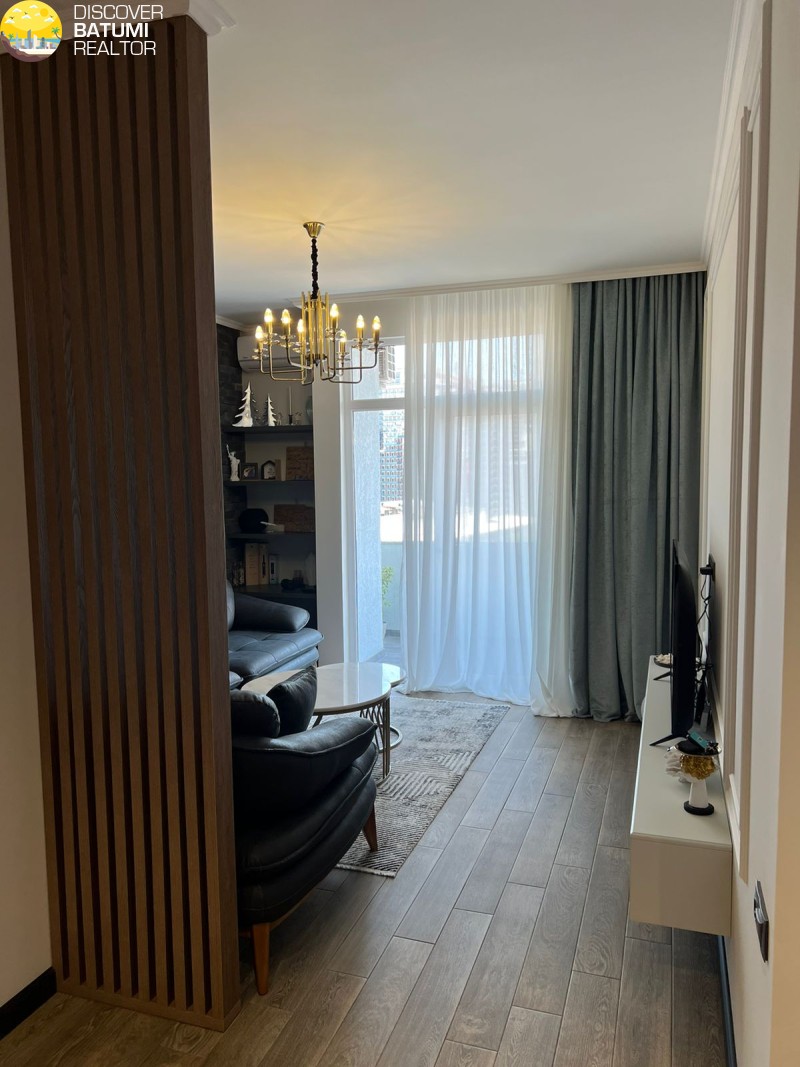 Продается квартира на улице Лорткипанидзе