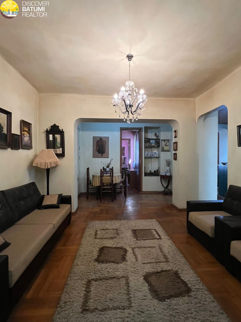 Продается квартира на улице Горгасали