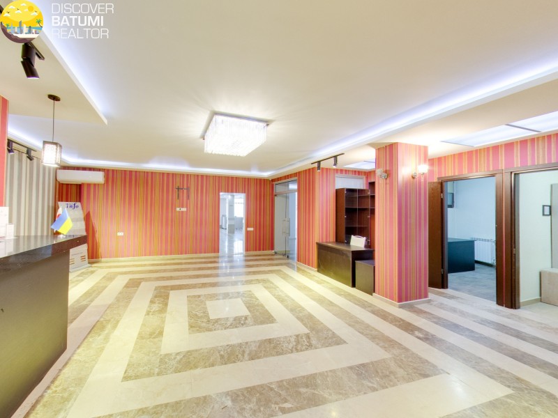 Сдается торговое помещение на улице Грибоедова