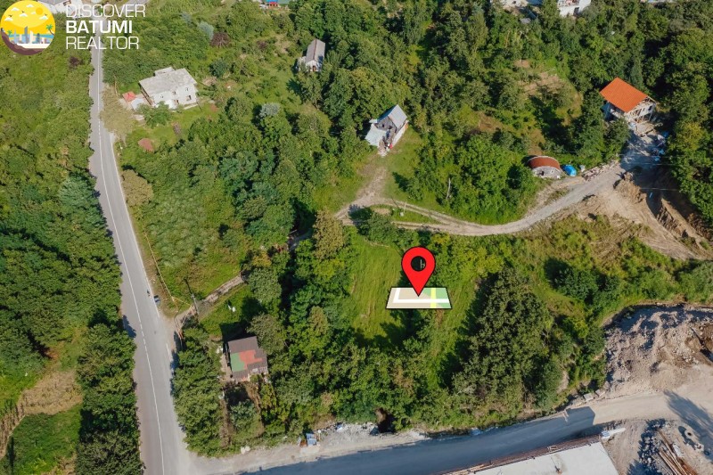 Продается земельный участок в Махинджаури