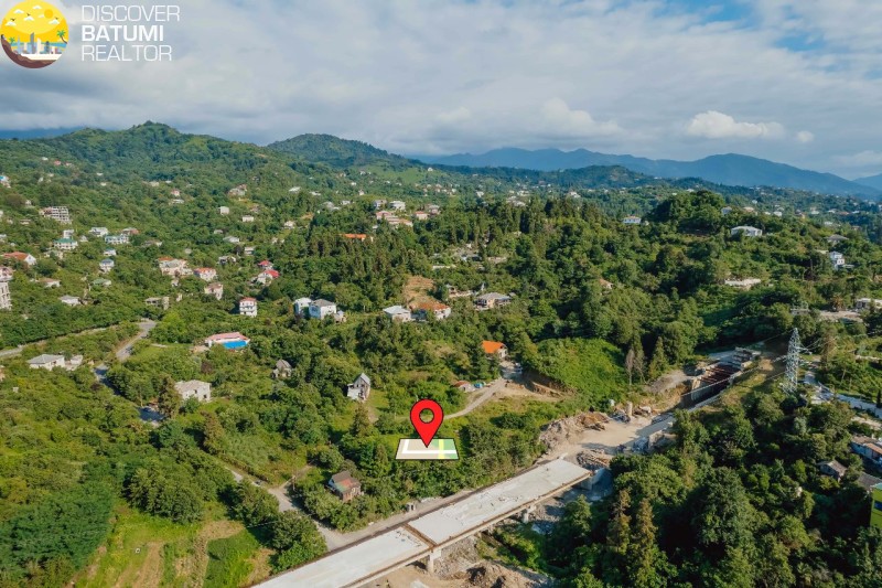 Продается земельный участок в Махинджаури