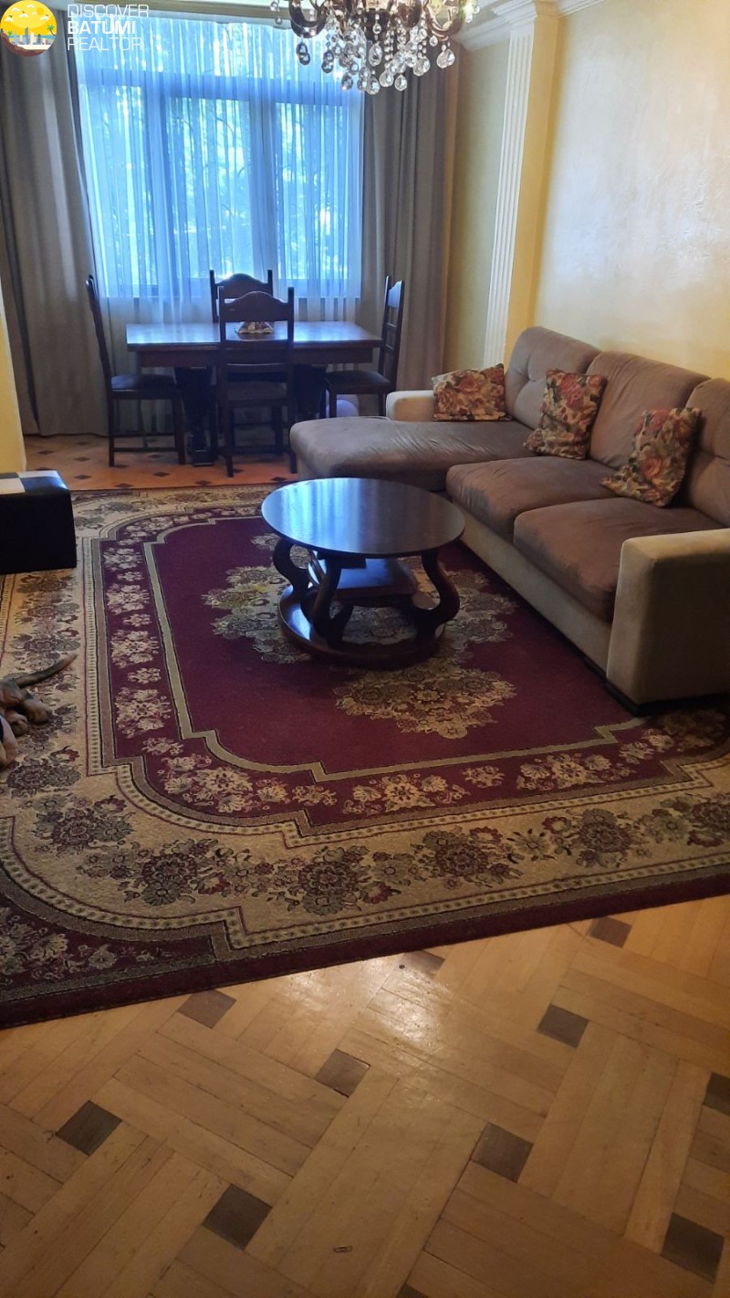 Квартира посуточно на улице Инасаридзе