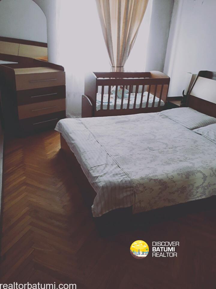 Квартира посуточно на улице Химшиашвили