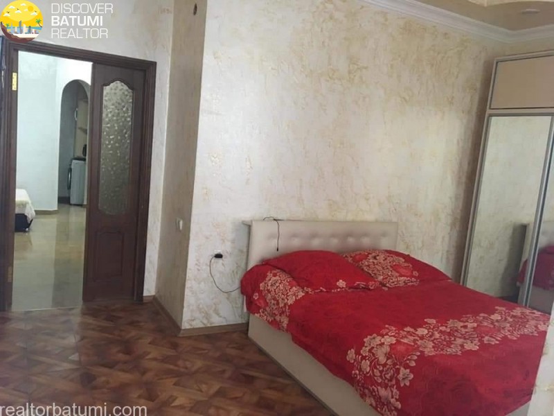 Продается квартира на улице Инасаридзе